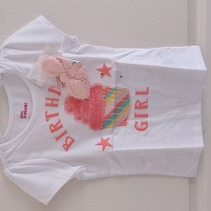 Tshirt bright white.